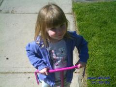 Sunday May 05, 2002 22:59 - sierra, grandma and papa 009.jpg